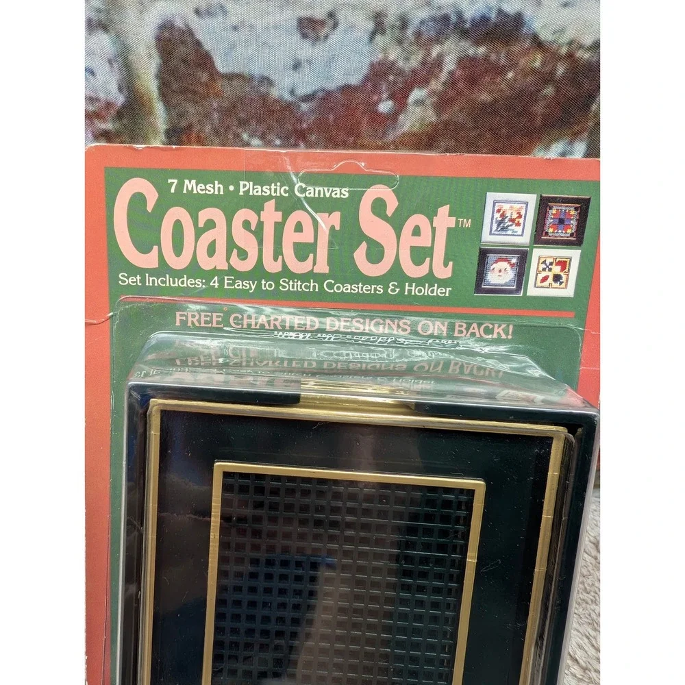 Vtg 1988 Needleform Plastic Canvas Coaster Set Kit DARK GREEN 7 Mesh C-4 USA